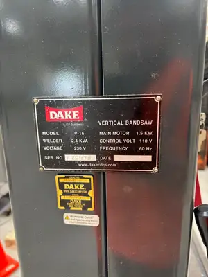 USED DAKE V-16 VERTICAL BANDSAW