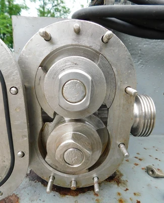 USED WAUKESHA PUMP 10
