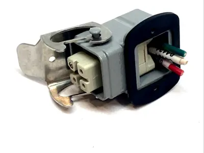 USED WEIDMULLER HDC HOUSING W/ FEMALE INSERT 1498200000