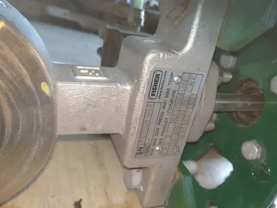 USED FISHER 2052