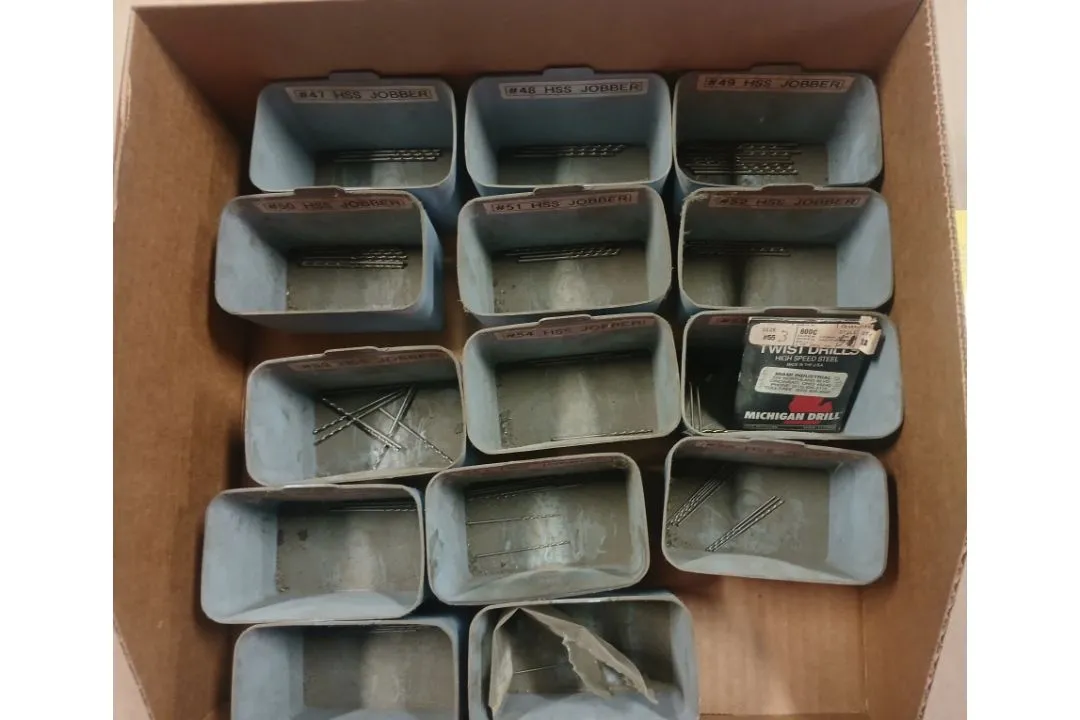 Used _UNKNOWN_ _UNKNOWN_ Jobber Length Drills Ohio US | Thompson Auctioneers #1547361