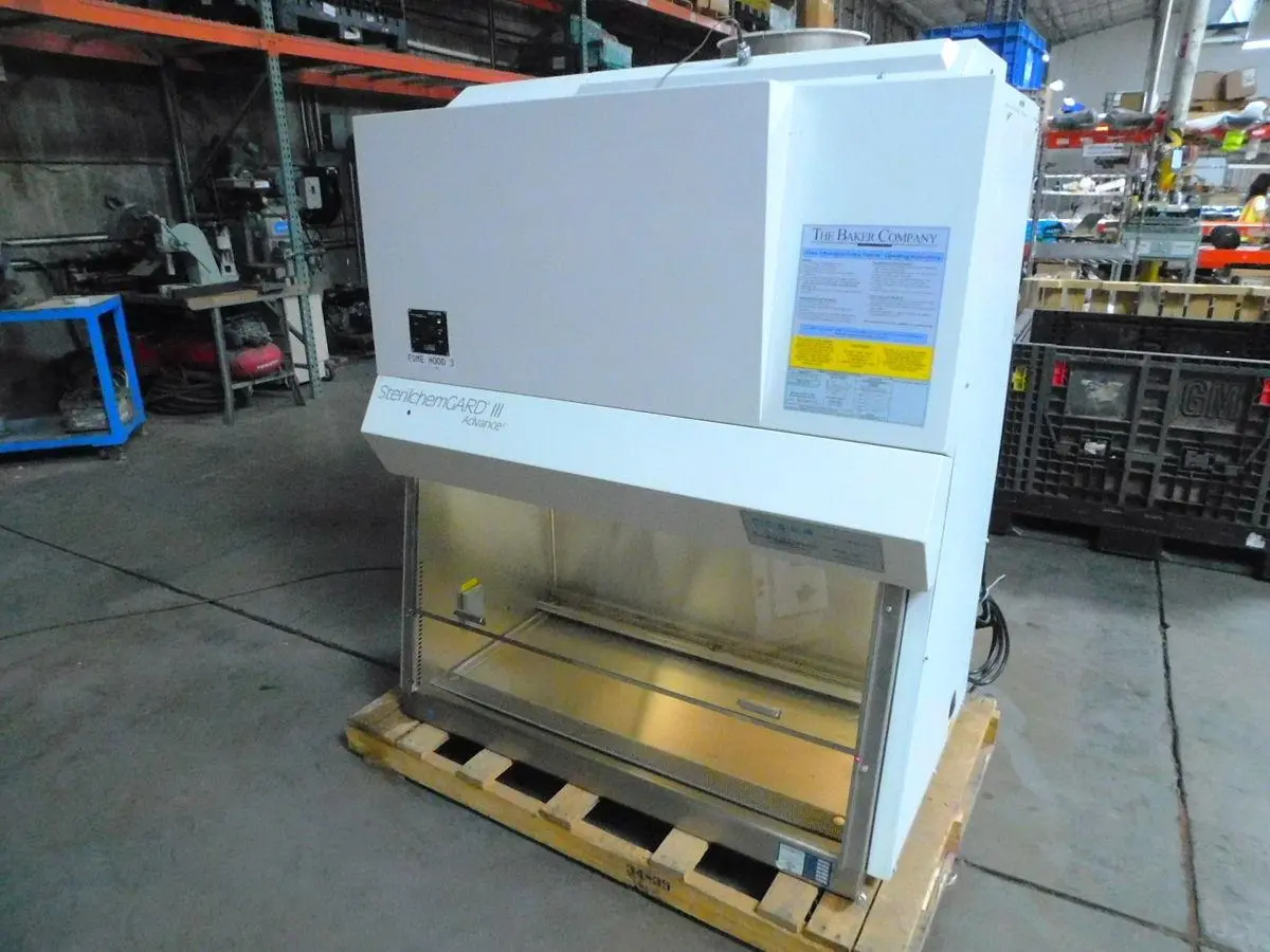 Used THE BAKER COMPANY SG403A Fume Hoods Texas US | Aucto #1307012