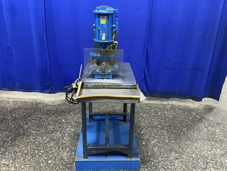 Used _UNKNOWN_ _UNKNOWN_ Clinching Machines Ohio US | HGR 24 #1521418
