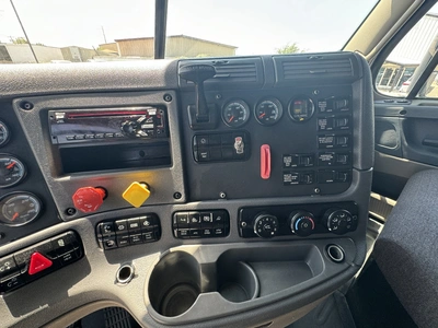 Used 2018 FREIGHTLINER CASCADIA CA125DC Dump trucks Texas US | MCO Truck & Equipment #1513779