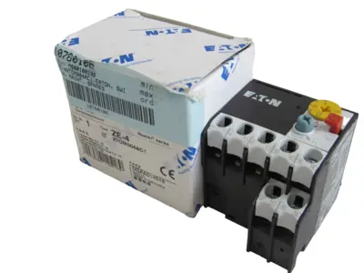 NEW EATON ZE-4 XTOM004AC1 OVERLOAD RELAY ZE4 XTOM004AC1