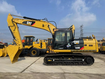 USED 2022 Caterpillar 320