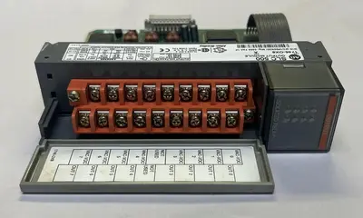 USED ALLEN-BRADLEY 1746-OX8