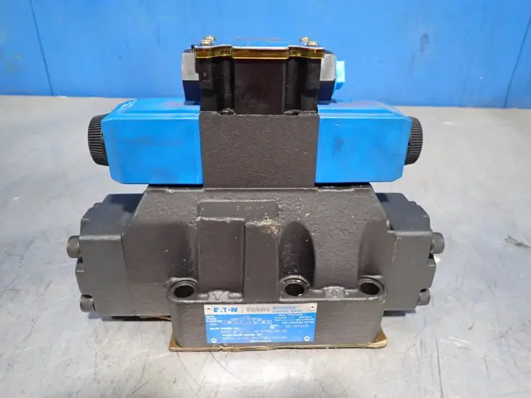 Used EATON VICKERS DG5V8H2CMFTWLH10 Pumps Ohio US | HGR 24 #877593