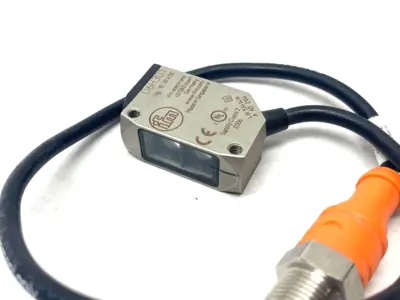 O6H301, O6H-FPKG/0,30m/US | Ifm O6H301 Diffuse Reflection Sensor w/ Background Suppression O6H-FPKG/0,30m/US - Used