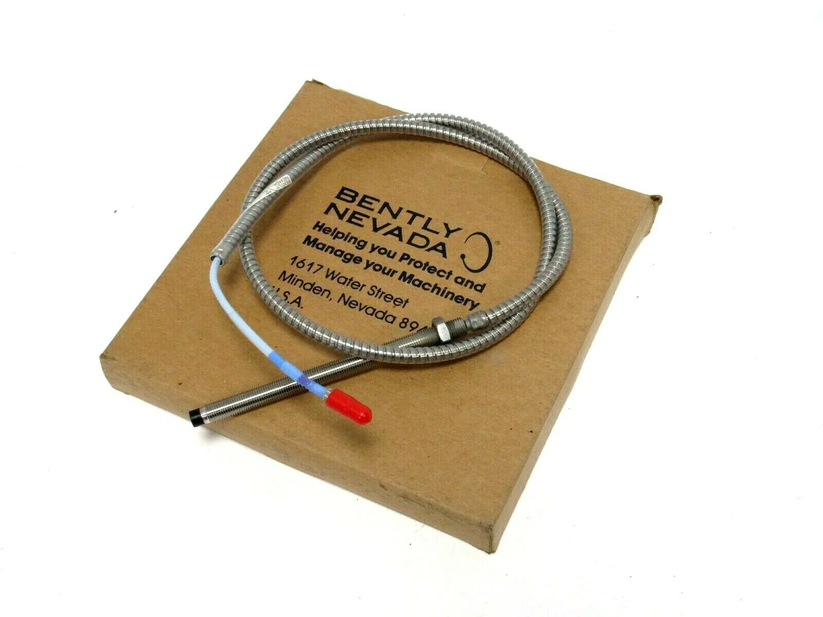 NEW BENTLY NEVADA 330102-00-50-10-02-00 SENSOR PROBE 3301020050100200