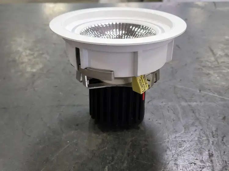 New | in-Stock LUMINII AR3D-FL-A90-645-35-10-00-01-01 Lighting British Columbia CA | Lenmark #254770