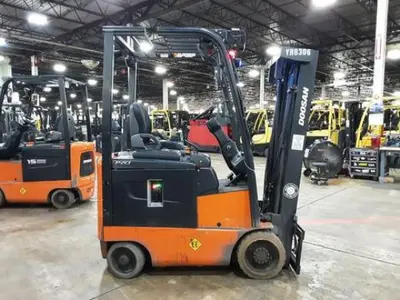 USED 2019 DOOSAN BC15S-5