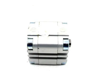 NEW FESTO ADVU-32-10-P-A COMPACT CYLINDER ADVU3210PA