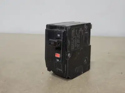 USED SQUARE D QO230