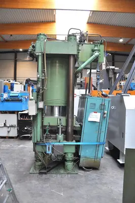 USED DARRAGON 600 TON HEATED