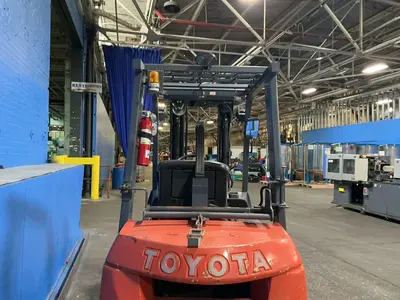 USED TOYOTA 7FGCU25