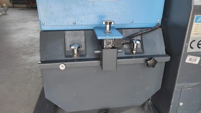 USED 2013 SHINI -