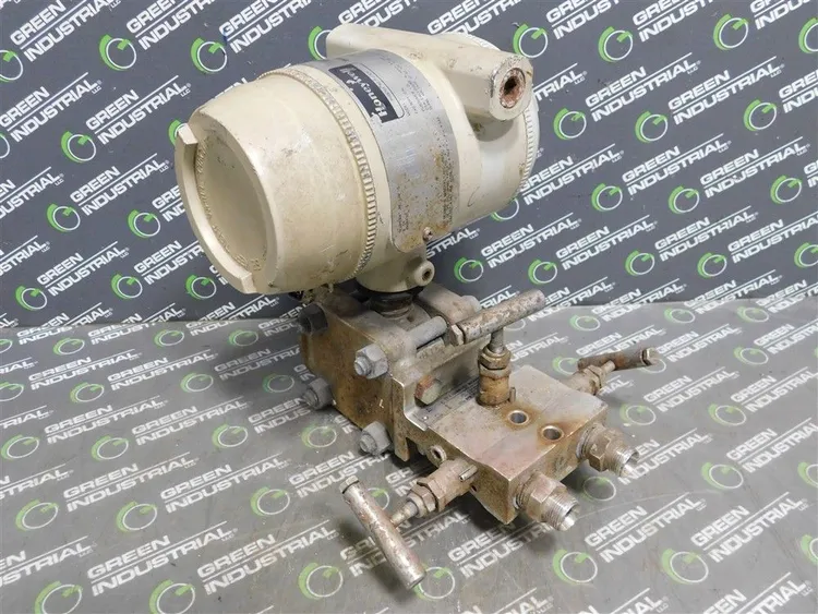 Used HONEYWELL YSTD120-E1/H/-00000-/MB/,TC, F1D3-814E-BAABU Pressure Transmitters | Green Industrial #682814