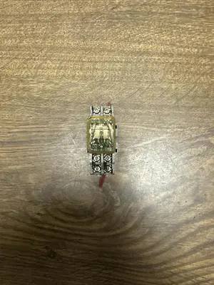 USED IDEC SH2B-05