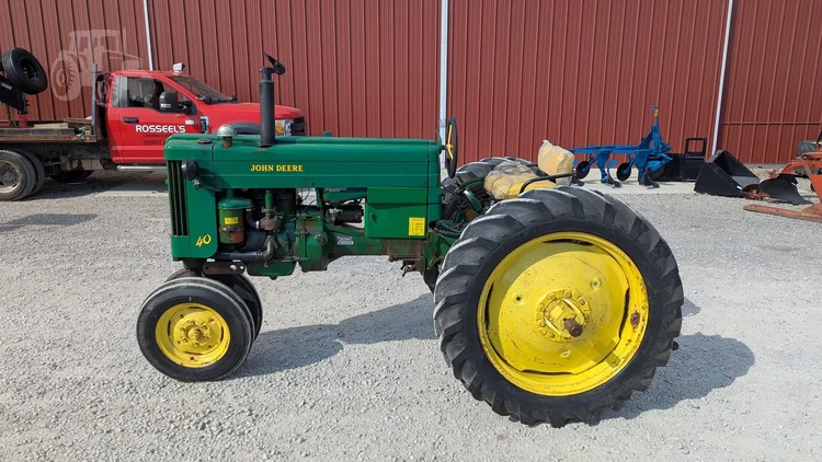 Used 1953 JOHN DEERE 40 Agricultural Tractors | Rosseel's Equipment Inc #720589