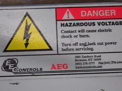 USED EEC CONTROLS Z0806739