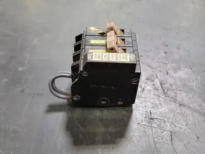 USED CUTLER-HAMMER CH360