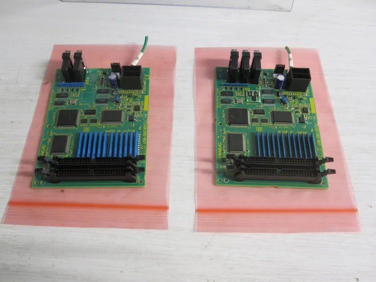 Used FANUC A20B-2002-0521/14A Circuit Boards | MachineStation #947339