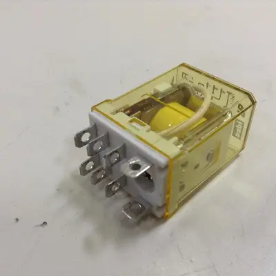 USED IDEC RH2B-U