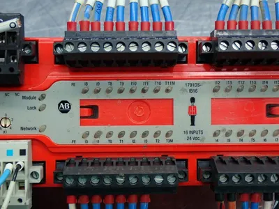 Used ALLEN BRADLEY 1791DSIB16 PLC Input & Output Ohio US | HGR 24 #981297