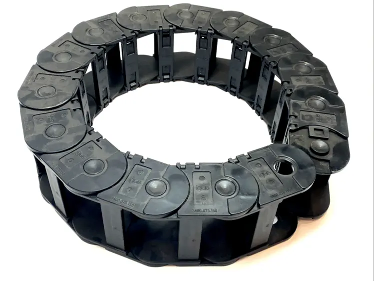Used IGUS E2 ENERGY CHAIN 75MM WIDTH 150MM RADIUS 14 LINKS Cable & Wire | Maverick Industrial Sales #1101735