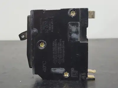 USED SQUARE D QO120