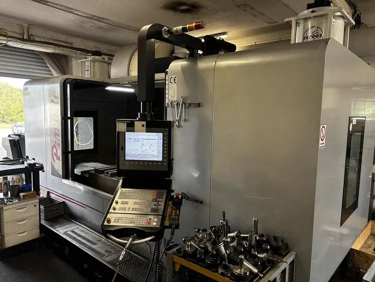 Used 2015 PINNACLE VMC 2000S Vertical Machining Centers CZ | Amaron s.r.o. #1421054