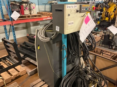 USED 2006 FANUC R-J3IB