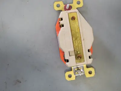 NEW HUBBELL IG2310A
