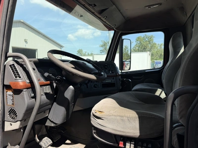 Used 2007 VOLVO VNM Conventional trucks Indiana US | Miedema Asset Management Group #1414504