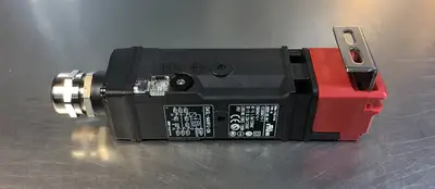 USED Omron D4SL-N4HFG-DN