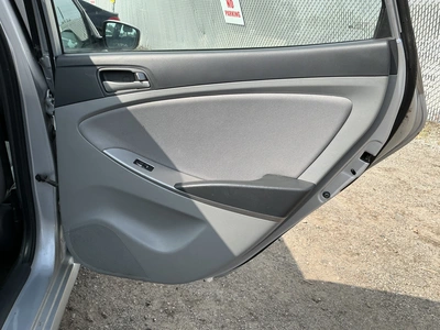USED 2017 HYUNDAI ACCENT SE