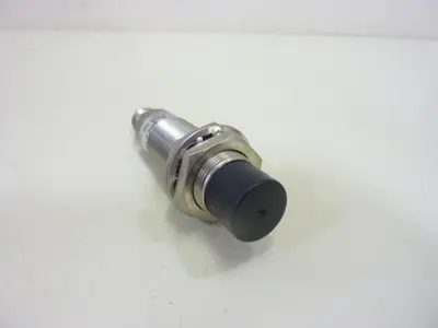 USED ALLEN BRADLEY 872C-D8NP18-D4