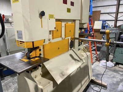 Geka Hydracrop 121 Ton Hydraulic Ironworker Model 110/A