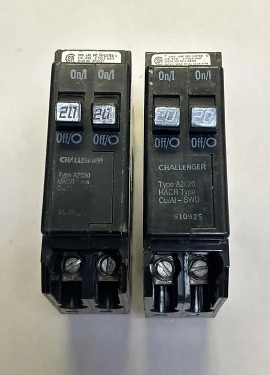 Used CHALLENGER A2020 Circuit Breakers | Surplus Asset Holdings #1189048
