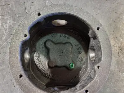 NEW CROUSE-HINDS GRF229