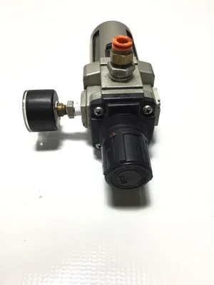 SMC AW40-N04D-Z Pneumatic Air Regulator Set Press 7-125PSI