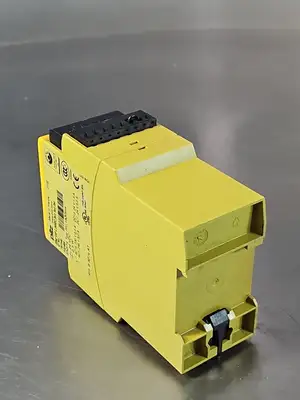 PILZ P2HZ X1P C 24VDC Safety relay (BIN353)