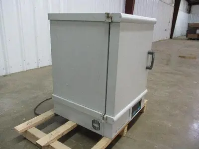 USED FISHER SCIENTIFIC 737F OVEN