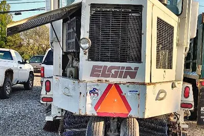 Used 1999 ELGIN PELICAN SERIES P Street Sweeper Michigan US | Proxy Equipment #1385104