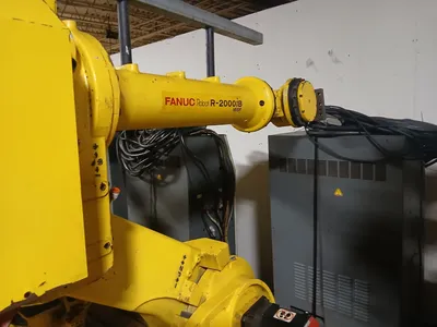 2013 FANUC R-2000IB/165F Robots | ACES Robotics Ltd (1)