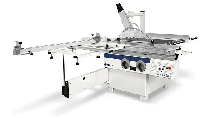 SCM Group NOVA SI 300S- 3Ph 5.5’ Manual Short Stroke Sliding Table Saw