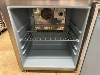 Used Delfield Used 27" Delfield 406CA-DD1 Undercounter Single Door Refrigerator 120V Undercounter Refrigerators Illinois US | Falcon Restaurant Supply #1375027