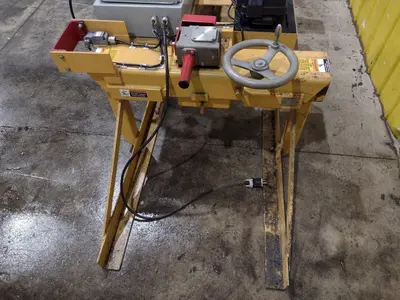 4,000 LBS CALDWELL BATTERY POWERED PORTABLE & ADJUSTABLE SHEET LIFTER: YOBRO #24914