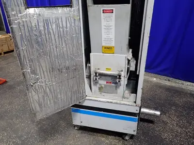 USED CINCINNATI MILACRON CMO912